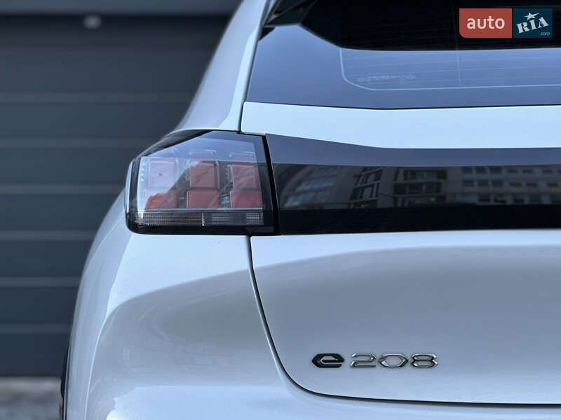 Хэтчбек Peugeot 208 2020 в Тернополе