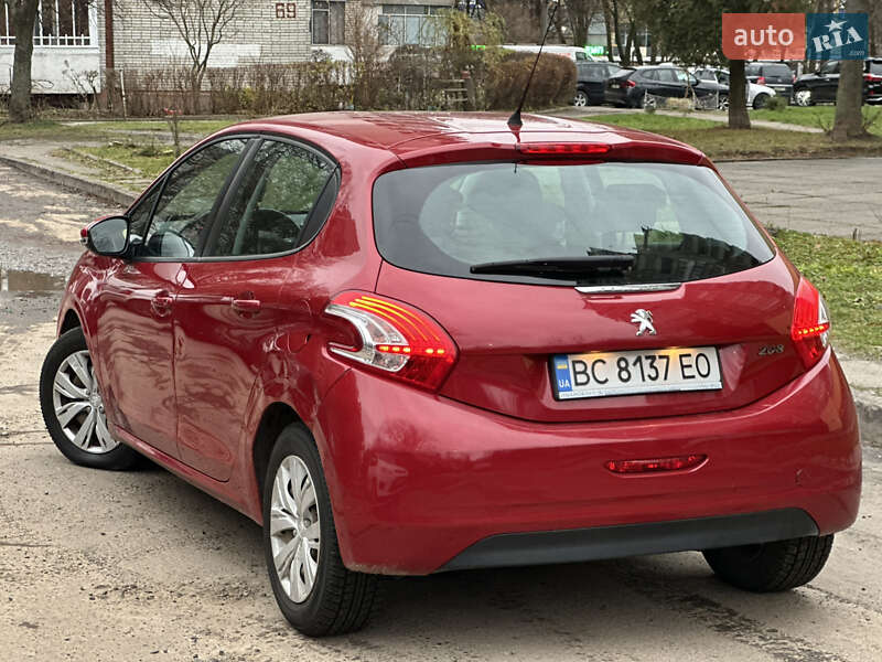Хетчбек Peugeot 208 2013 в Львові