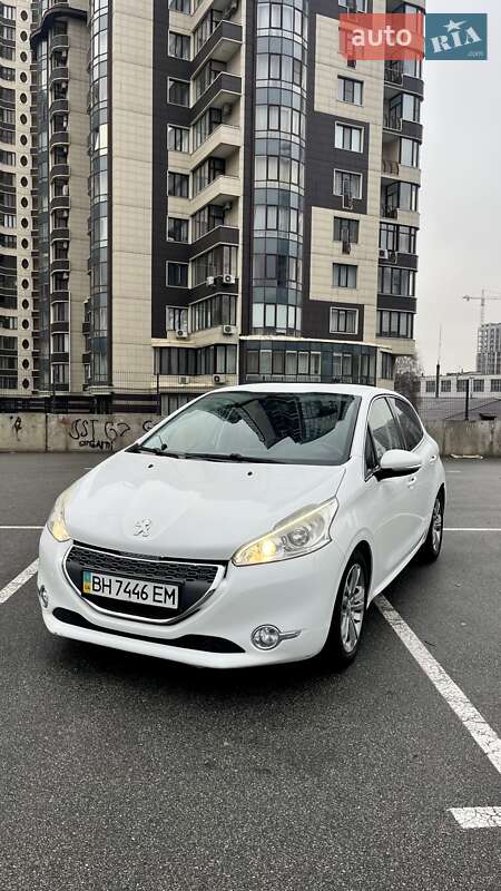 Peugeot 208 2013 Peugeot 208 2013