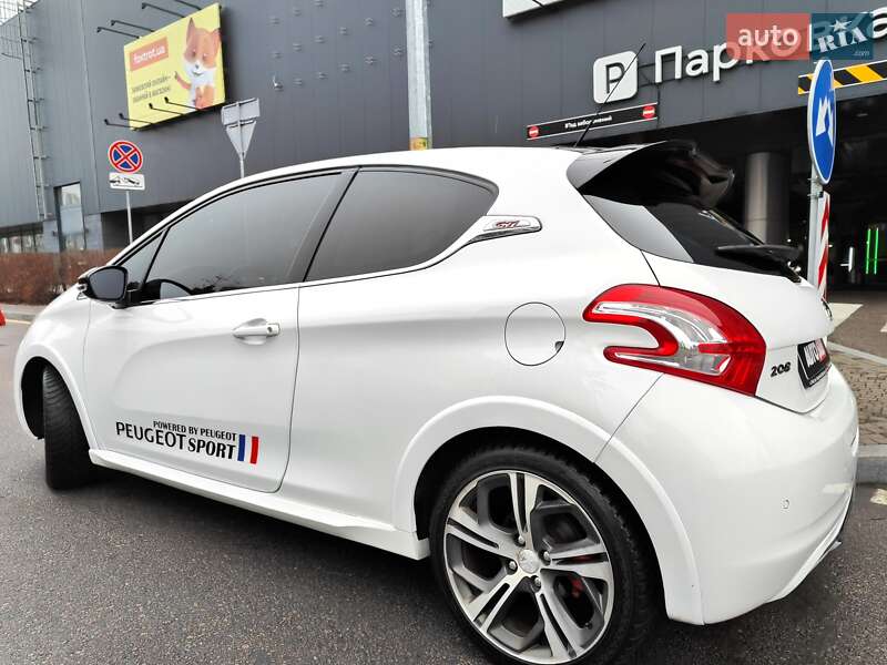Хэтчбек Peugeot 208 2013 в Киеве фото 13 Хэтчбек Peugeot 208 2013 в Киеве