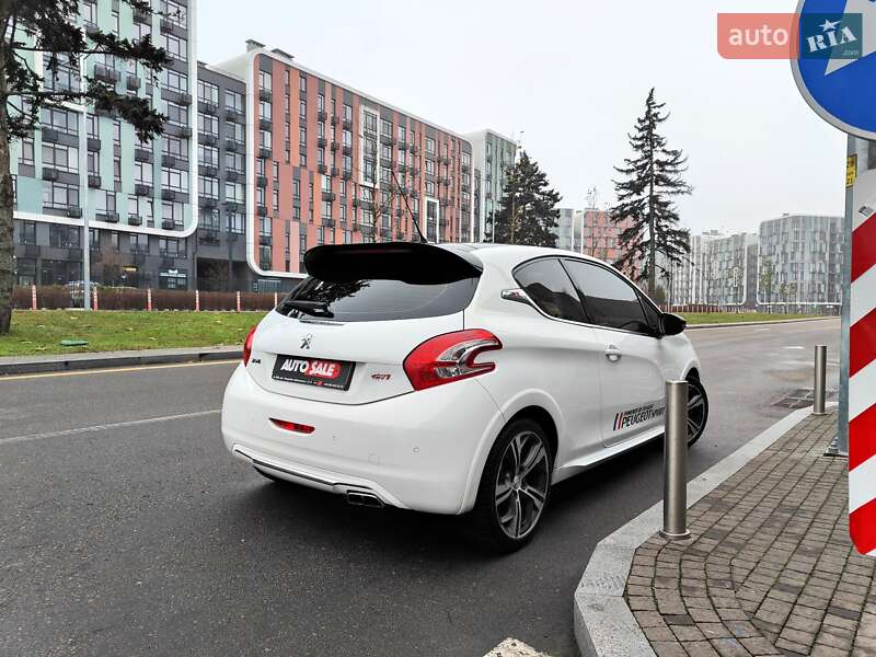 Хэтчбек Peugeot 208 2013 в Киеве фото 26 Хэтчбек Peugeot 208 2013 в Киеве