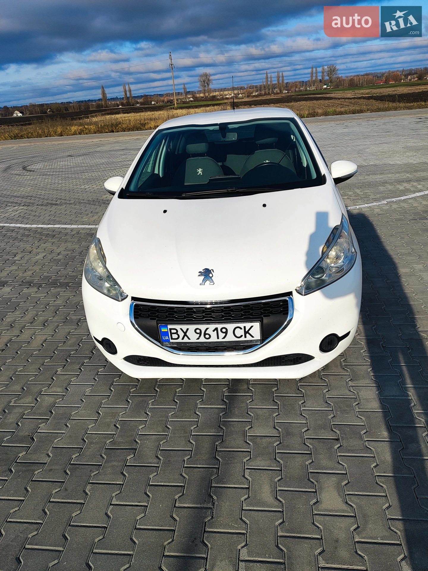 2013 Peugeot 208 - мініатюра 9