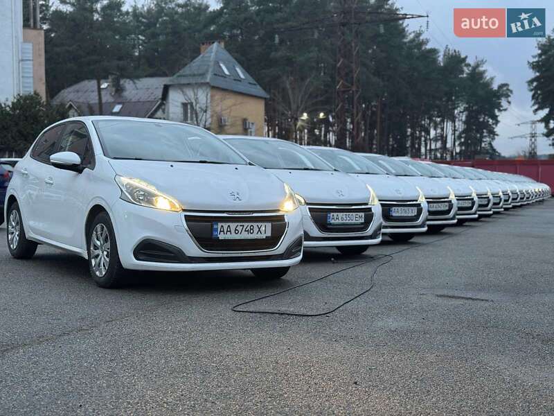 Хетчбек Peugeot 208 2019 в Києві