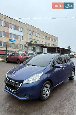 Хетчбек Peugeot 208 2013 в Сумах