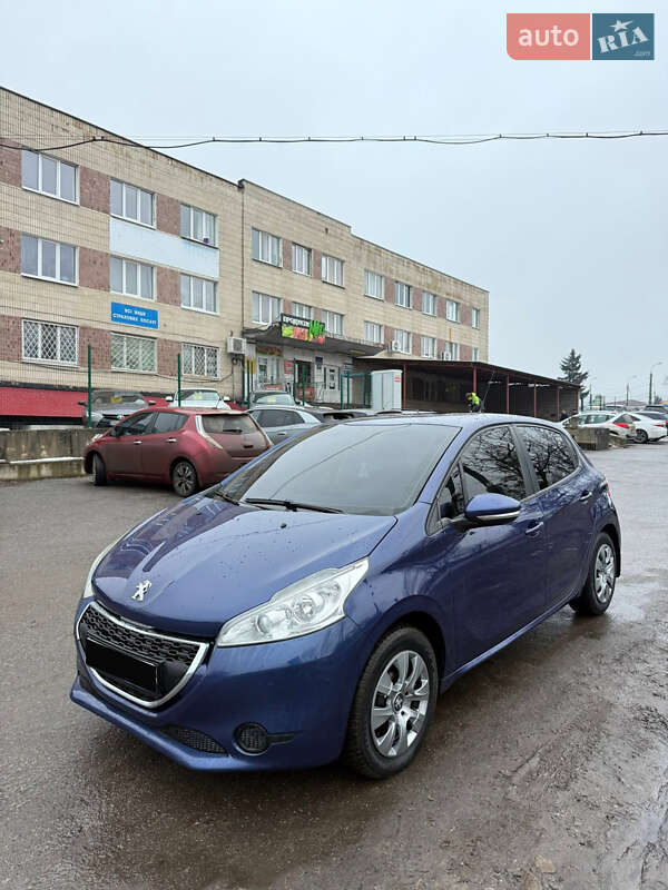 Peugeot 208 2013