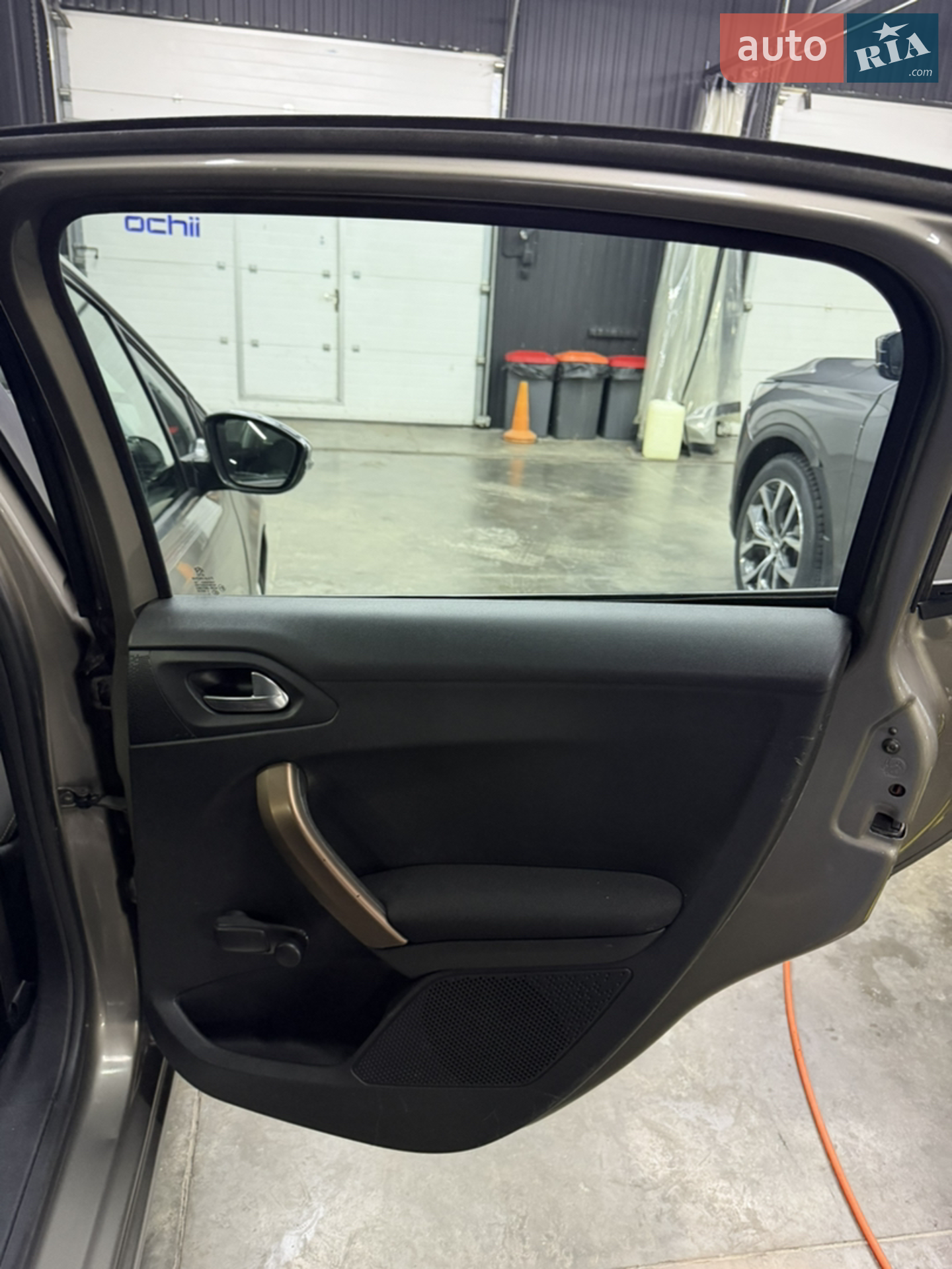 2013 Peugeot 208 - мініатюра 9