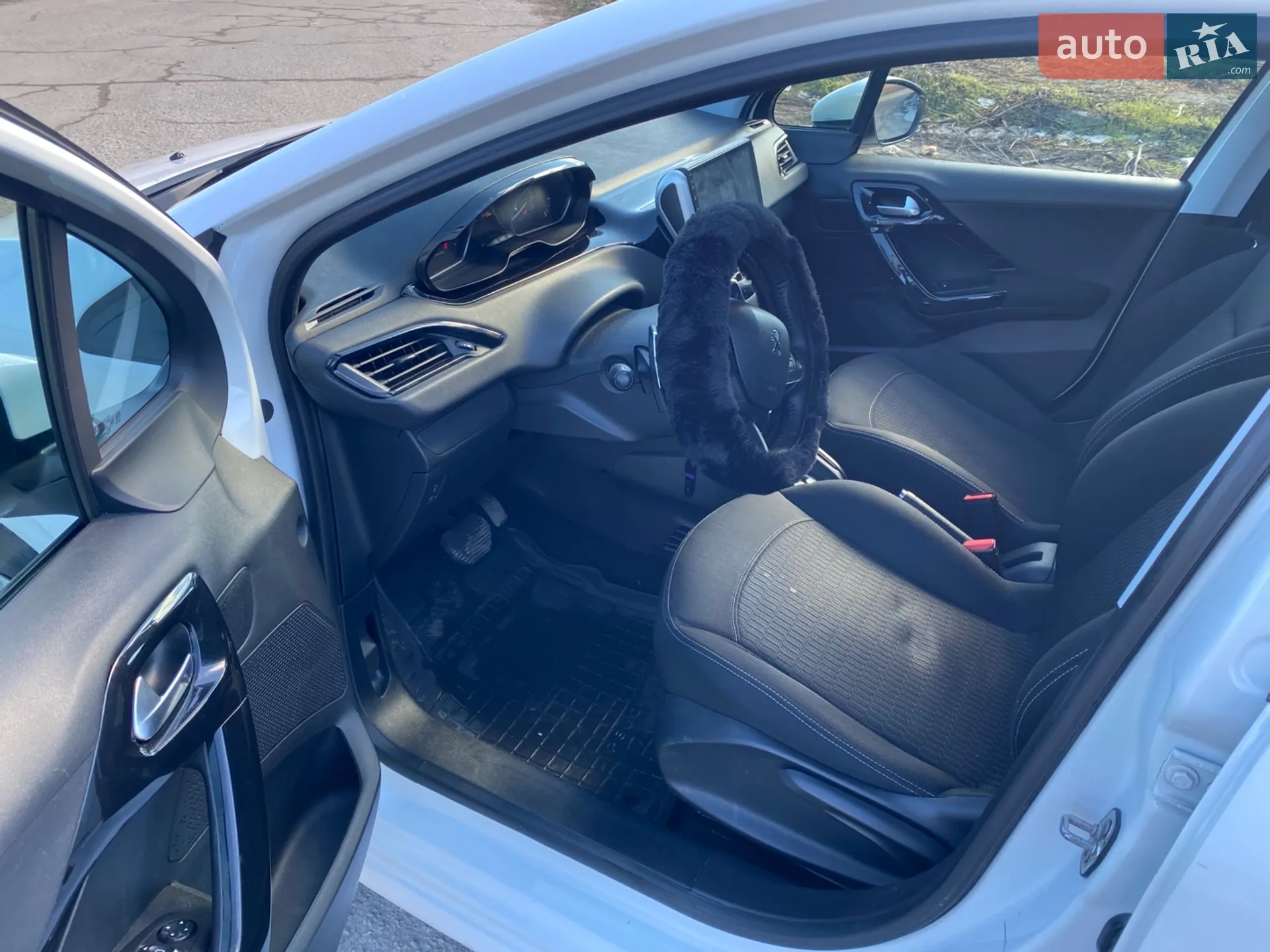 2017 Peugeot 208 - мініатюра 14