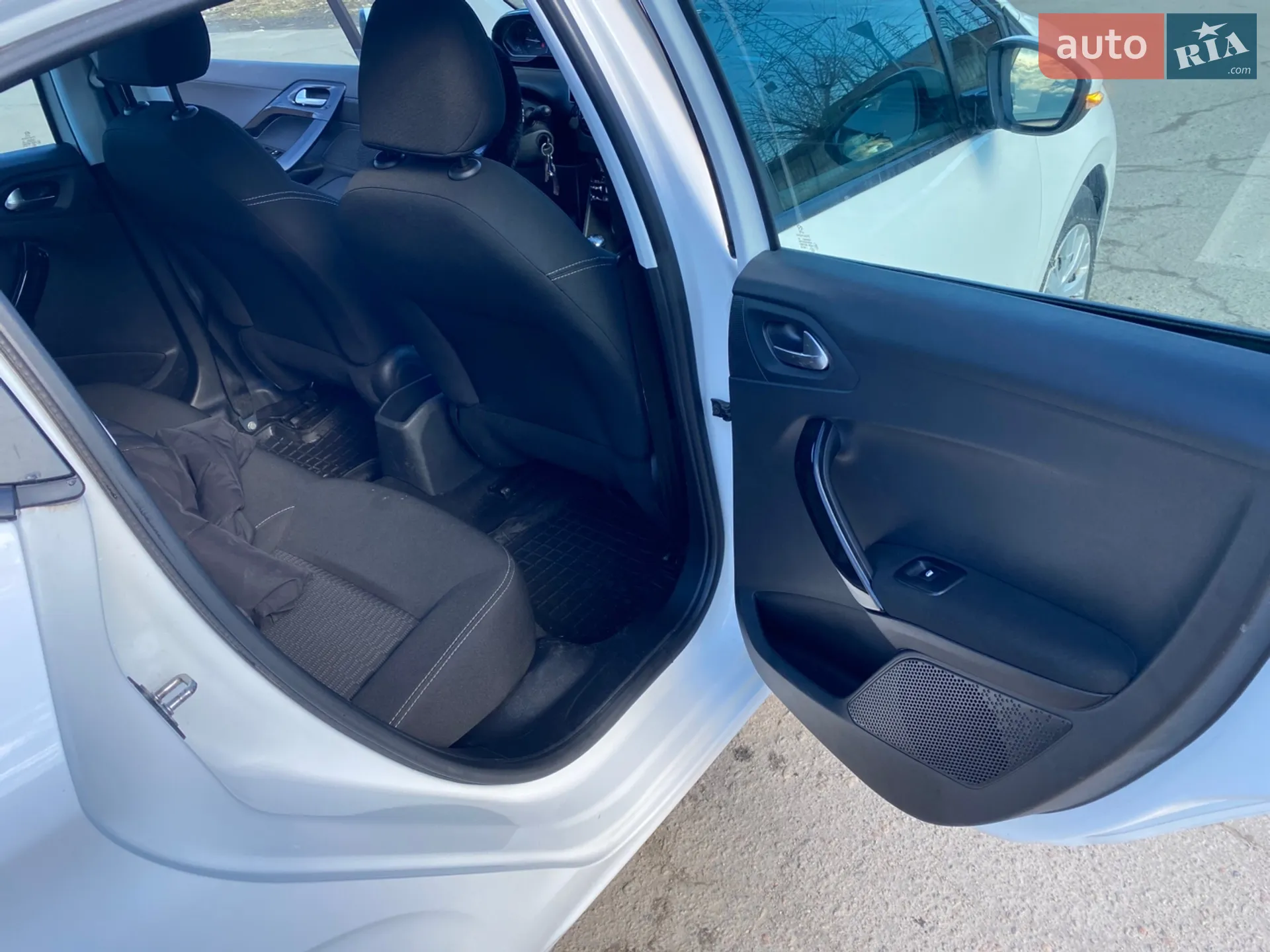 2017 Peugeot 208 - мініатюра 16