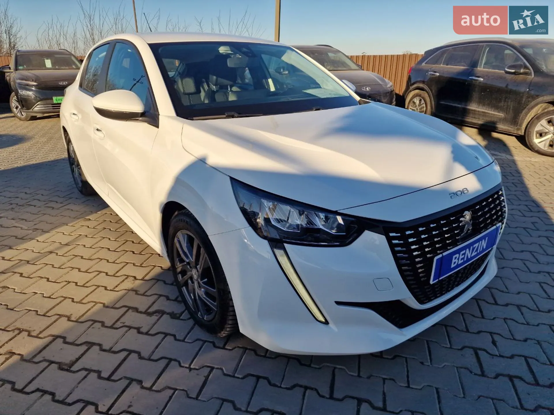 2021 Peugeot 208 - мініатюра 2