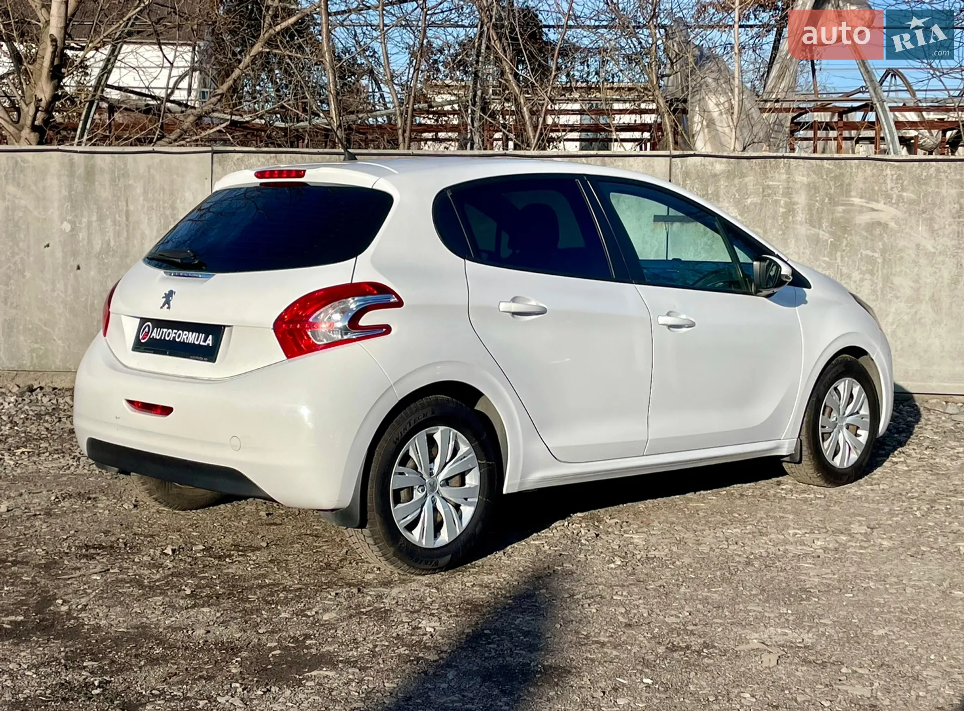 2015 Peugeot 208 - мініатюра 10