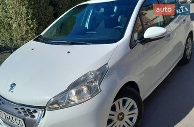 Хэтчбек Peugeot 208 2012 в Рогатине