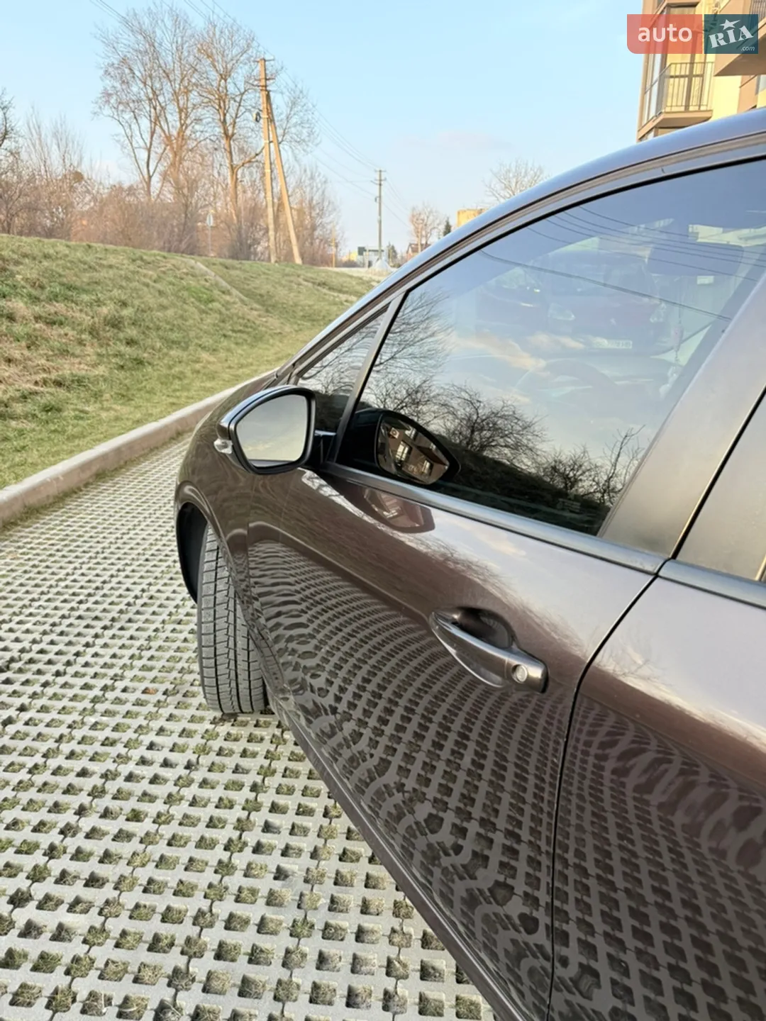 2012 Peugeot 208 - мініатюра 9