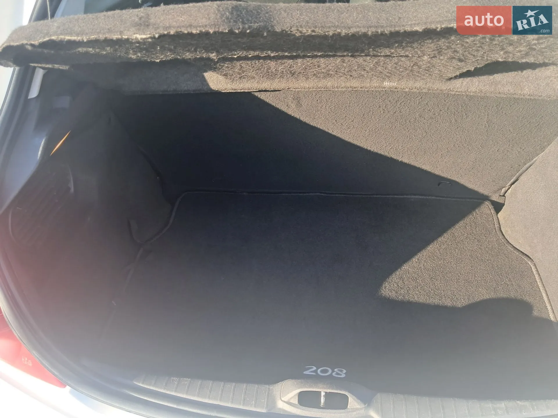 2013 Peugeot 208 - мініатюра 9