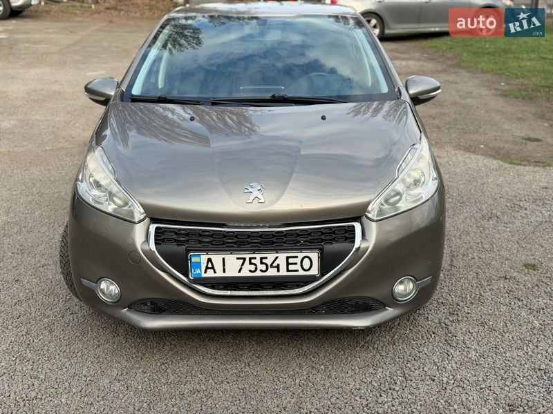 Peugeot 208 2013 Peugeot 208 2013