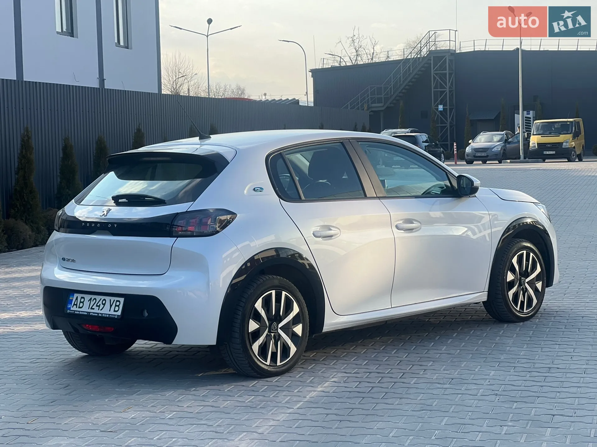 Peugeot 208 2021 VIN VR3UHZKXZMT013660 фото оголошення 9 з 33