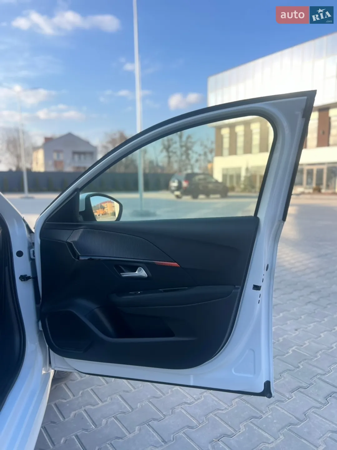 Peugeot 208 2021 VIN VR3UHZKXZMT013660 фото оголошення 21 з 33