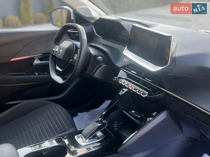 Peugeot 208 2021 VIN VR3UHZKXZMT013660 фото оголошення 32 з 68