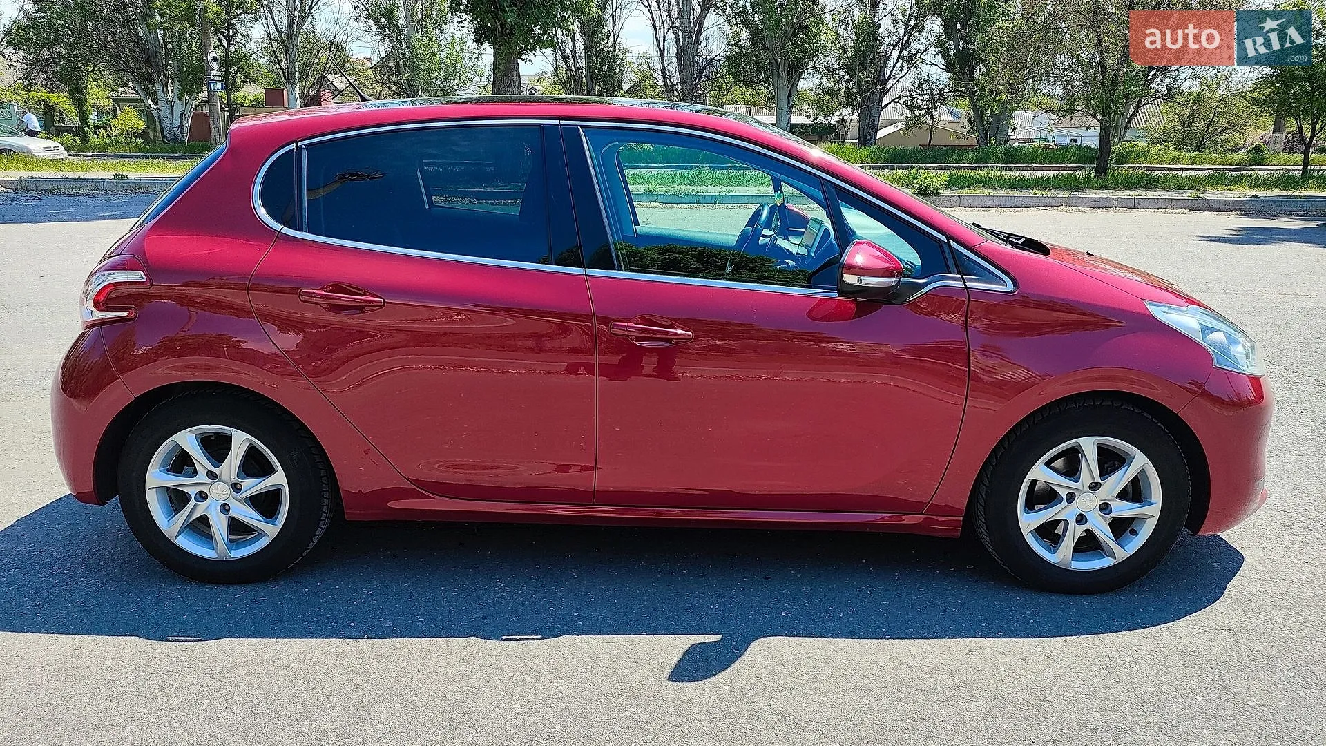2013 Peugeot 208 - мініатюра 9