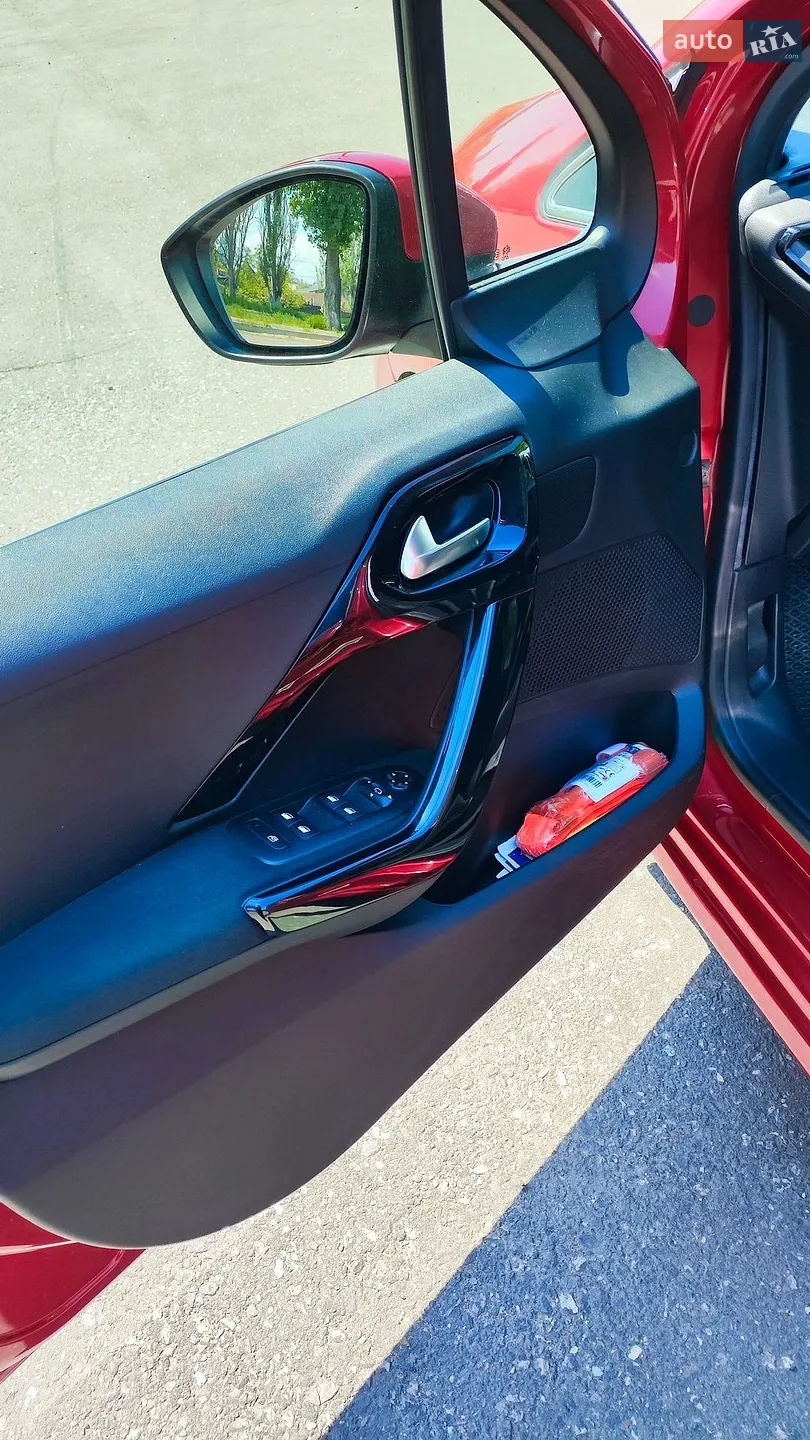 2013 Peugeot 208 - мініатюра 12