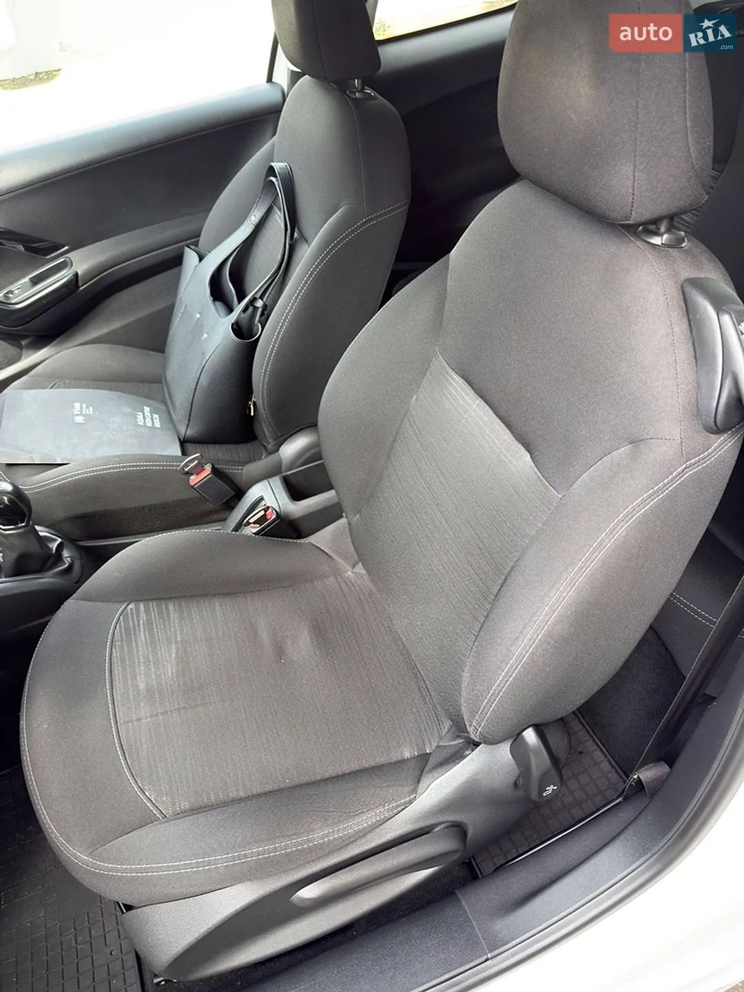 2016 Peugeot 208 - мініатюра 24