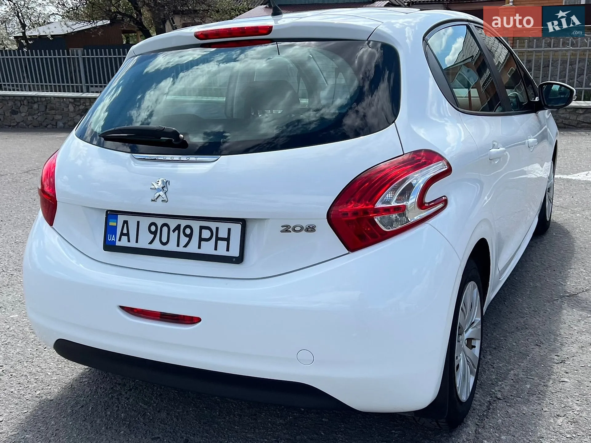2013 Peugeot 208 - мініатюра 23
