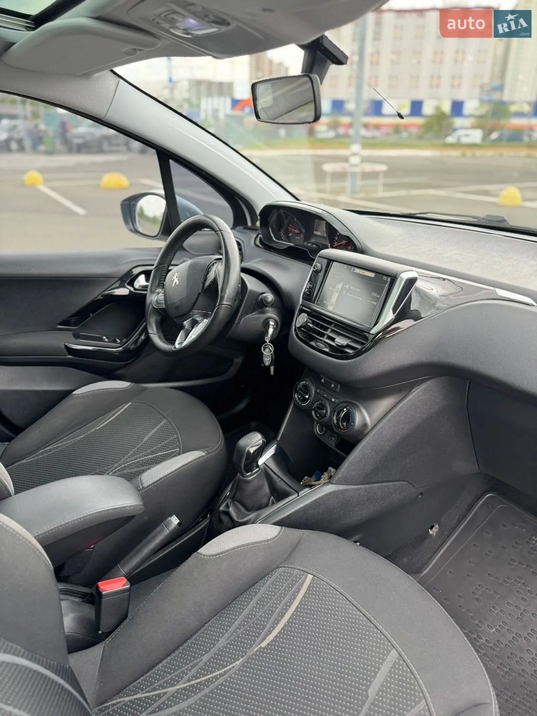 2013 Peugeot 208 - мініатюра 23