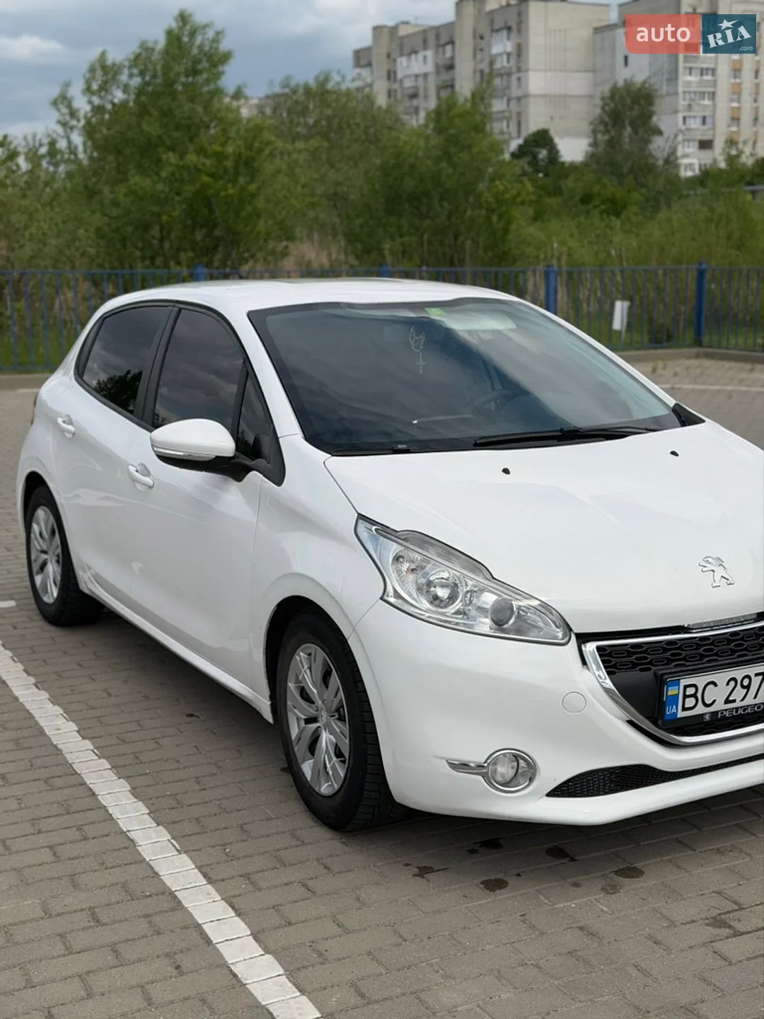 2012 Peugeot 208 - мініатюра 19