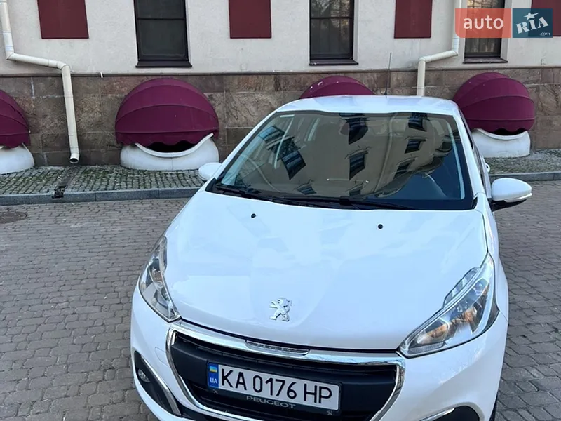 Peugeot 208 2016 VIN VF3CCHMZ0GT088931 фото оголошення 2 з 50
