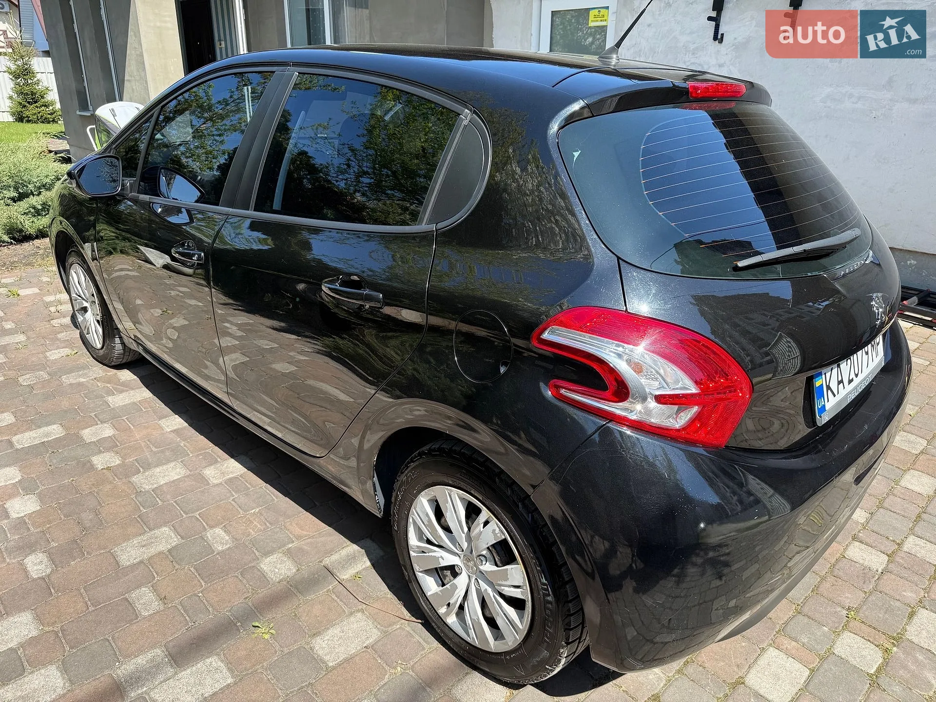 2014 Peugeot 208 - мініатюра 15