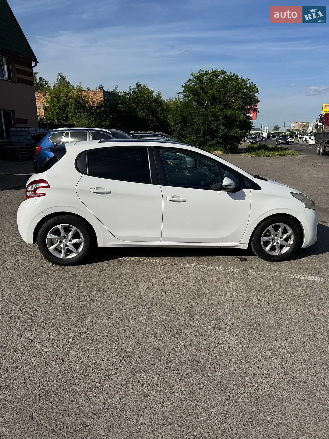 2012 Peugeot 208 - мініатюра 6
