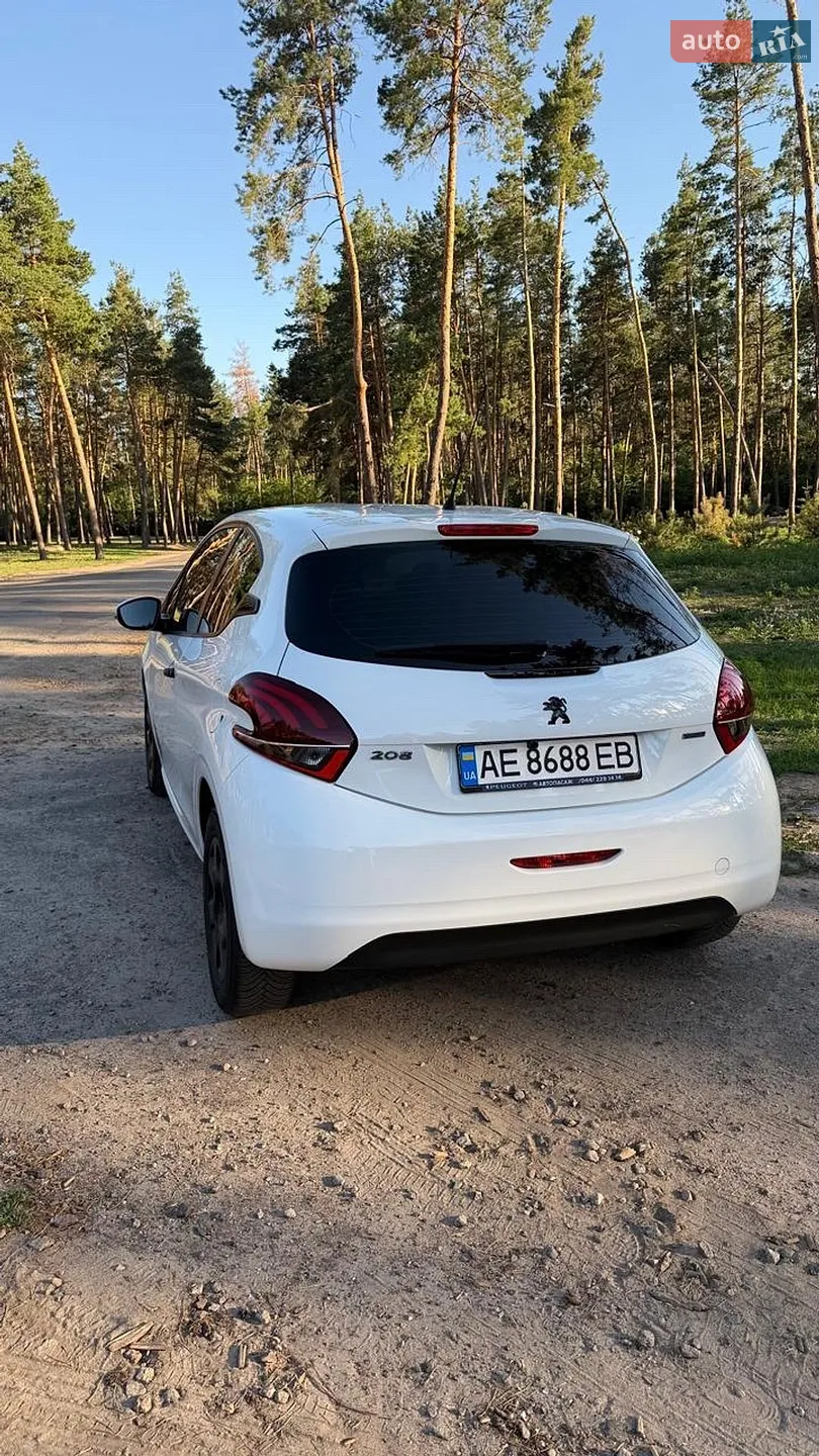 2016 Peugeot 208 - мініатюра 2