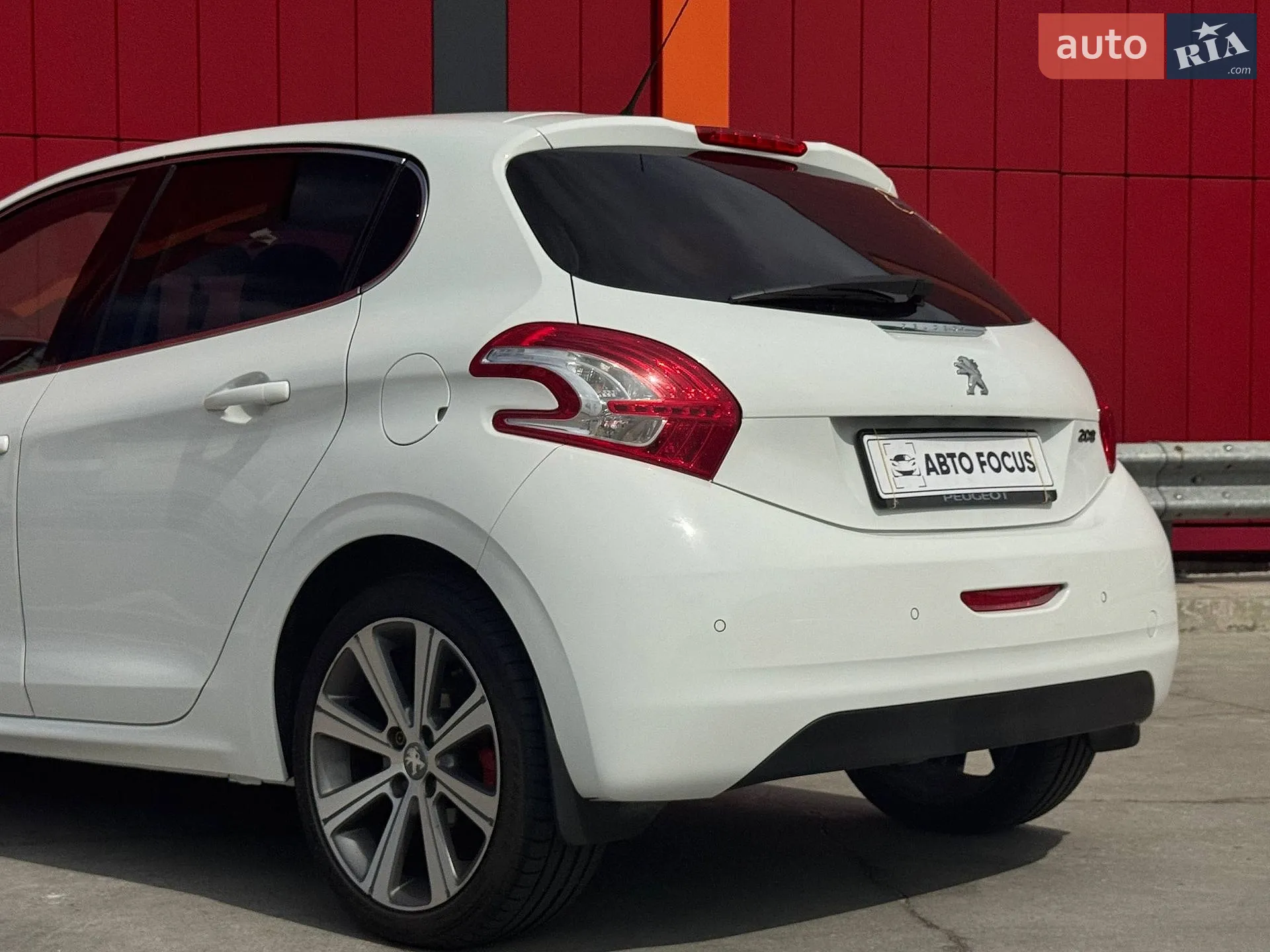 2013 Peugeot 208 - мініатюра 7