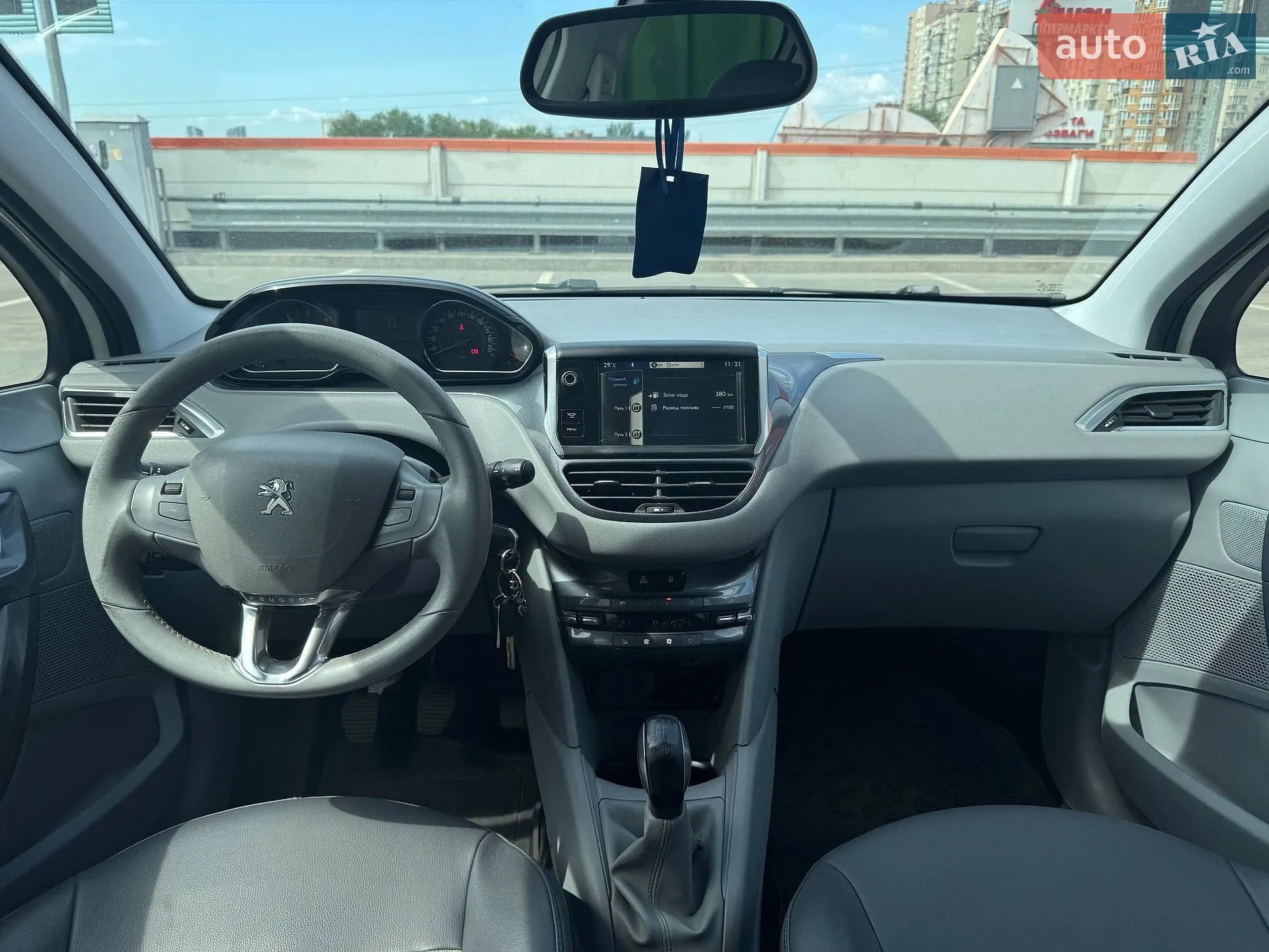 2013 Peugeot 208 - мініатюра 14