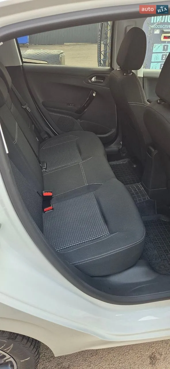 2018 Peugeot 208 - мініатюра 11