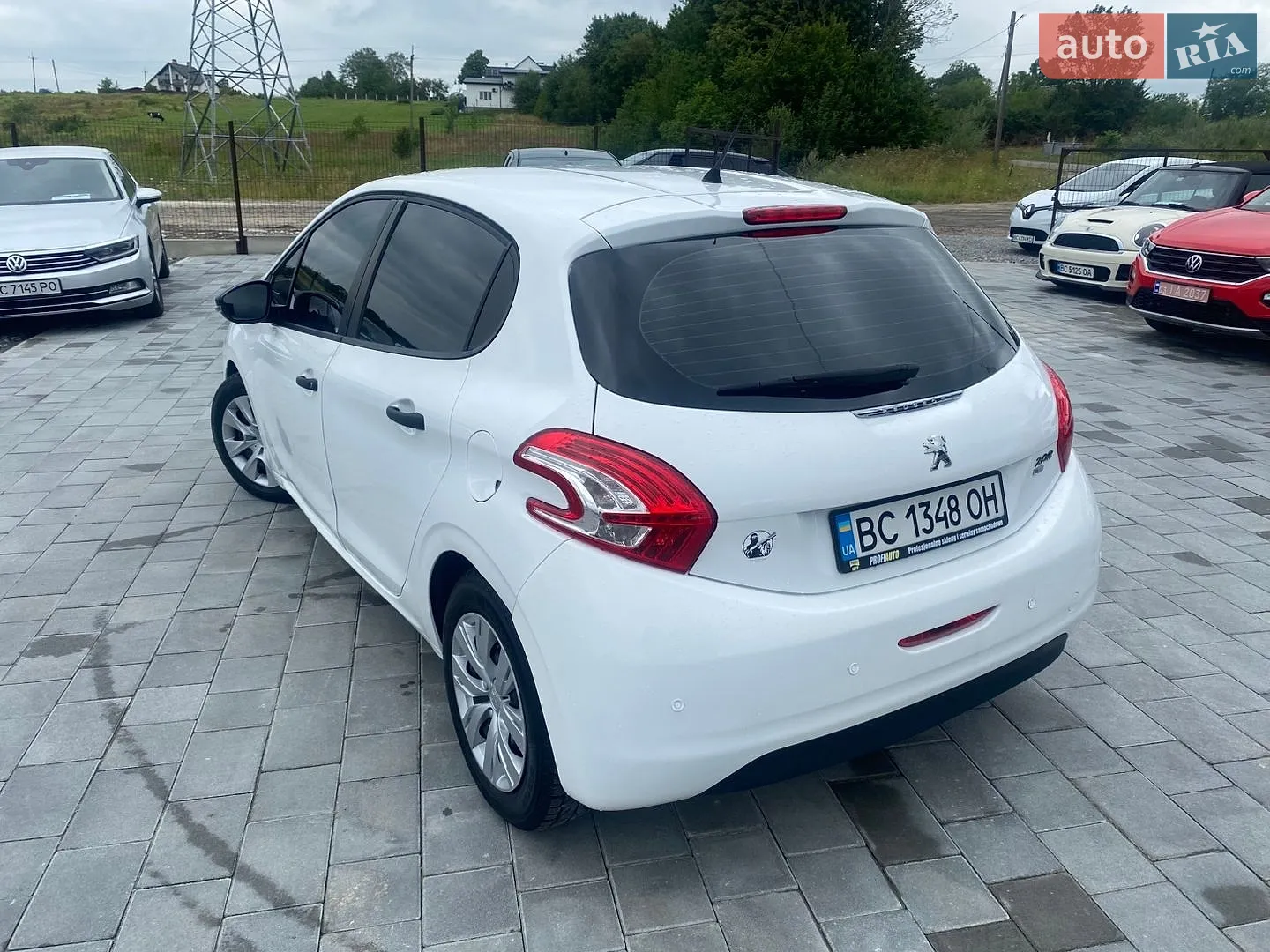 2013 Peugeot 208 - мініатюра 10