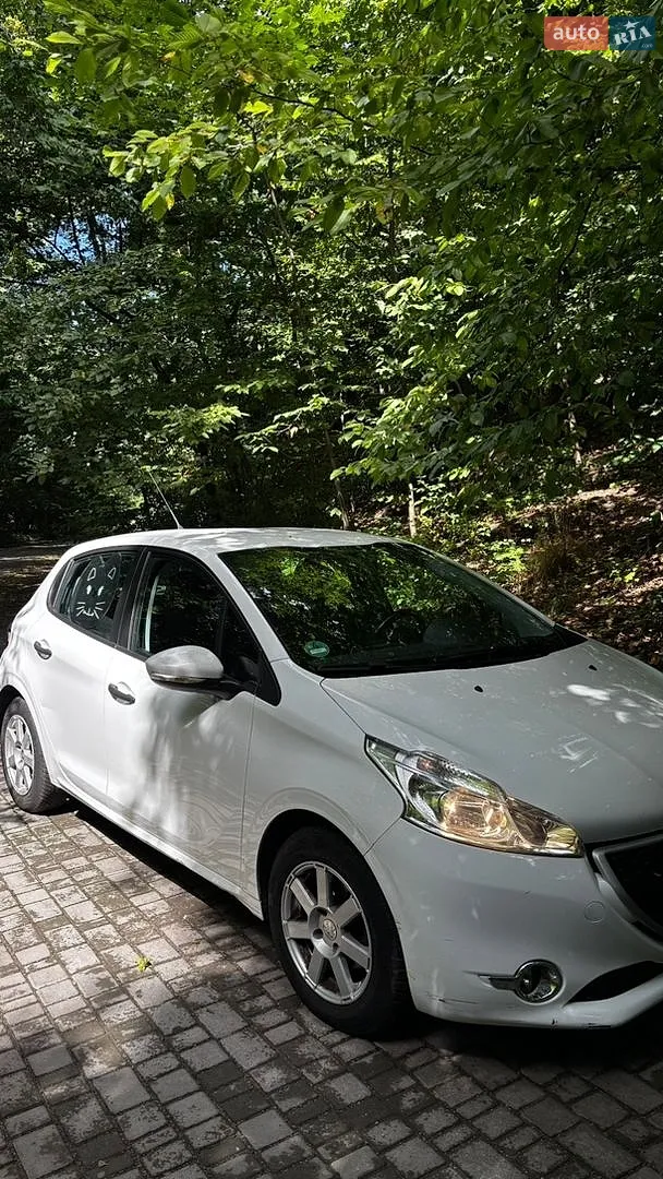 2013 Peugeot 208 - мініатюра 14