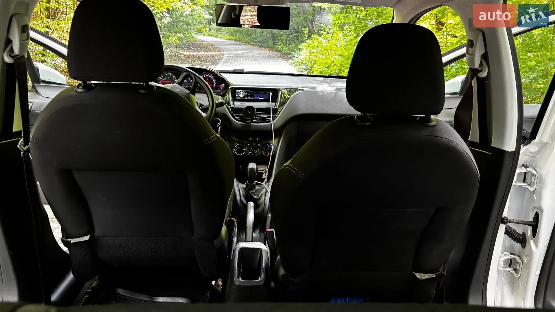 2013 Peugeot 208 - мініатюра 19