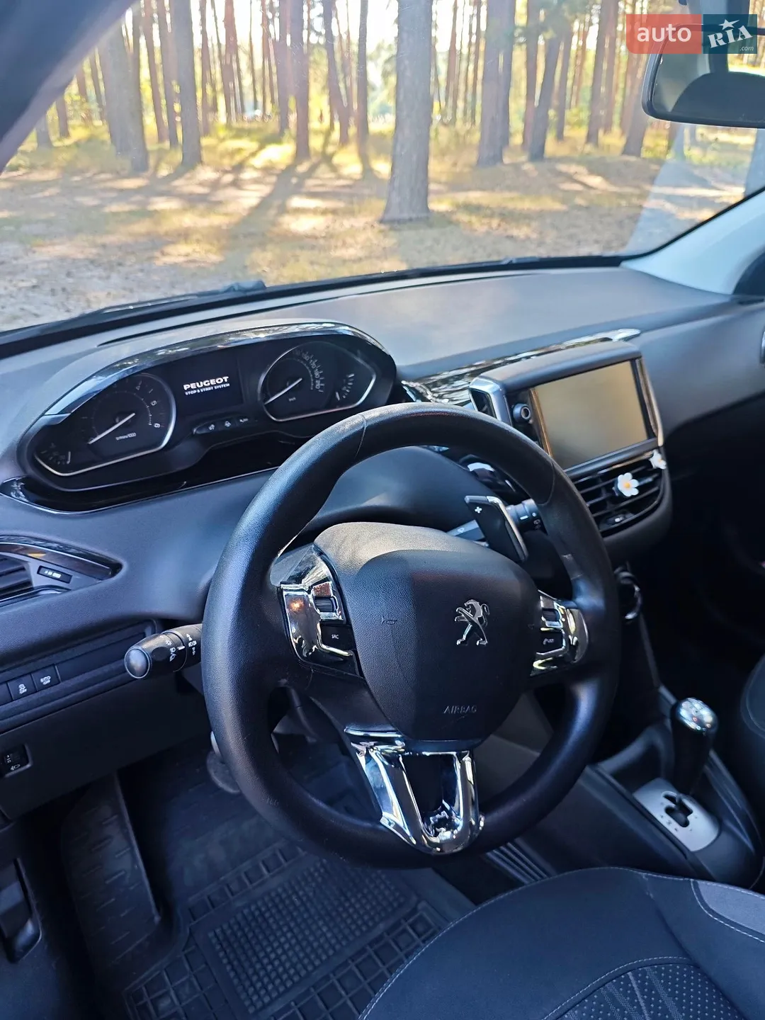 2012 Peugeot 208 - мініатюра 19