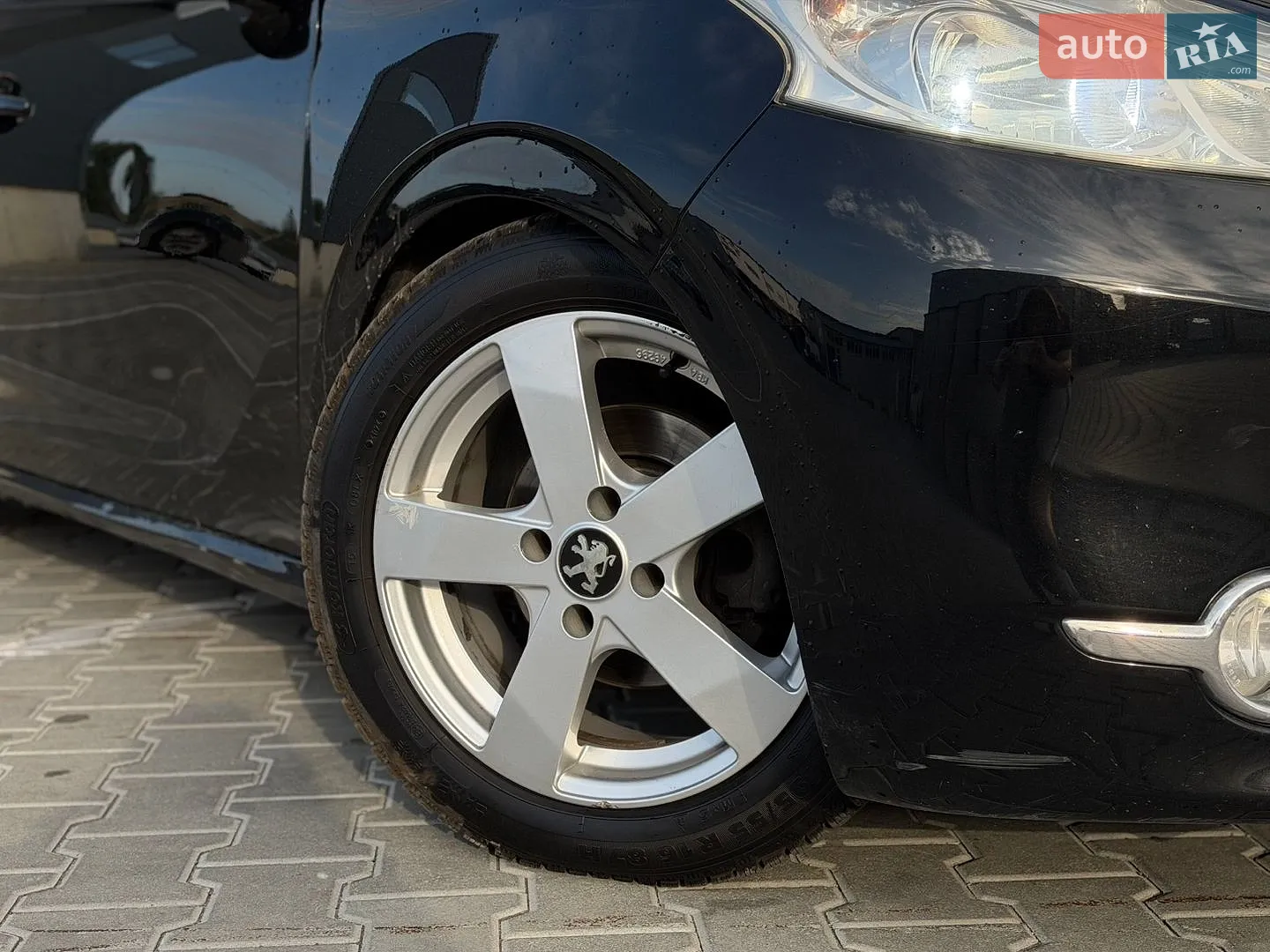 2012 Peugeot 208 - мініатюра 3
