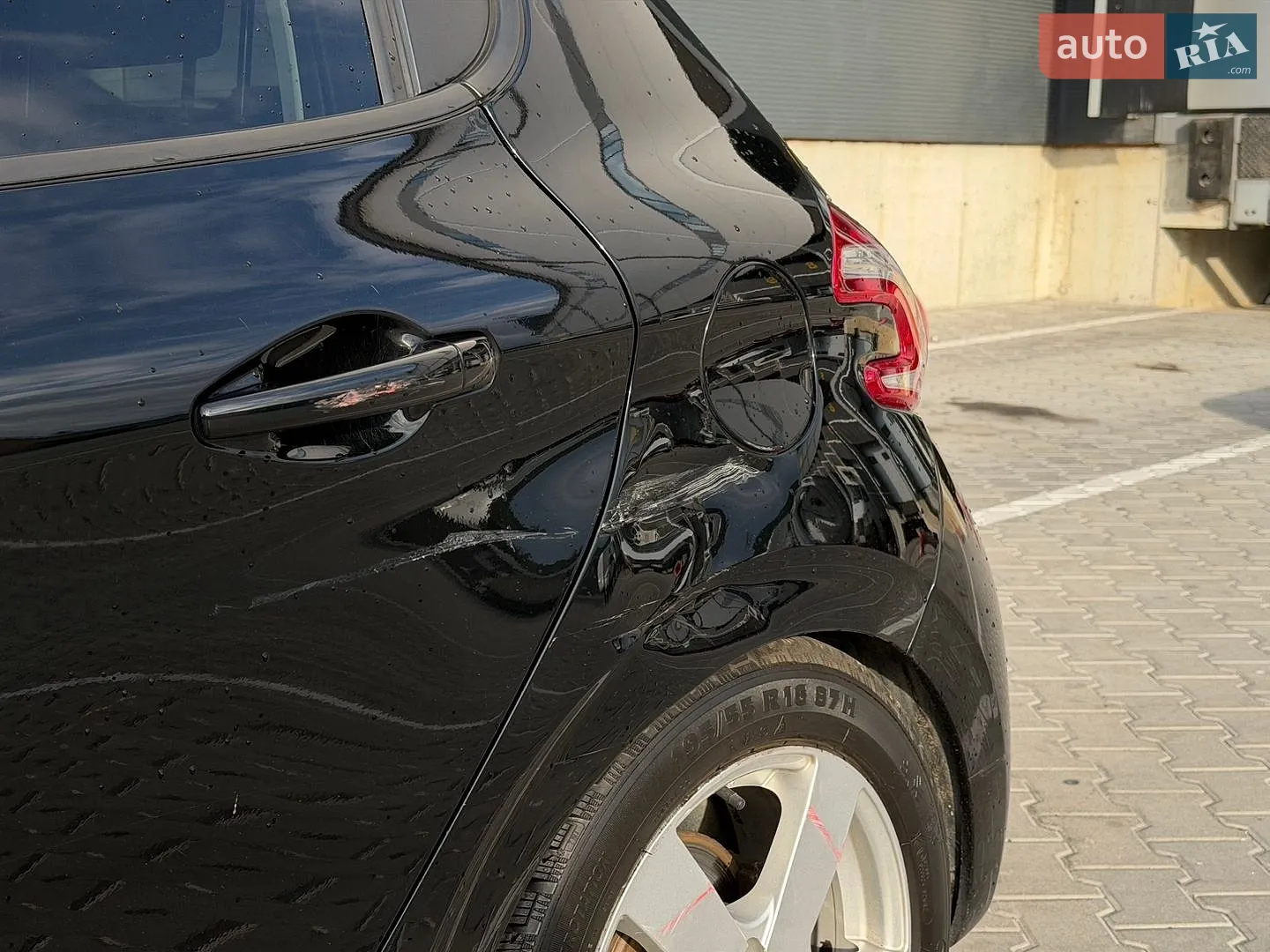 2012 Peugeot 208 - мініатюра 11