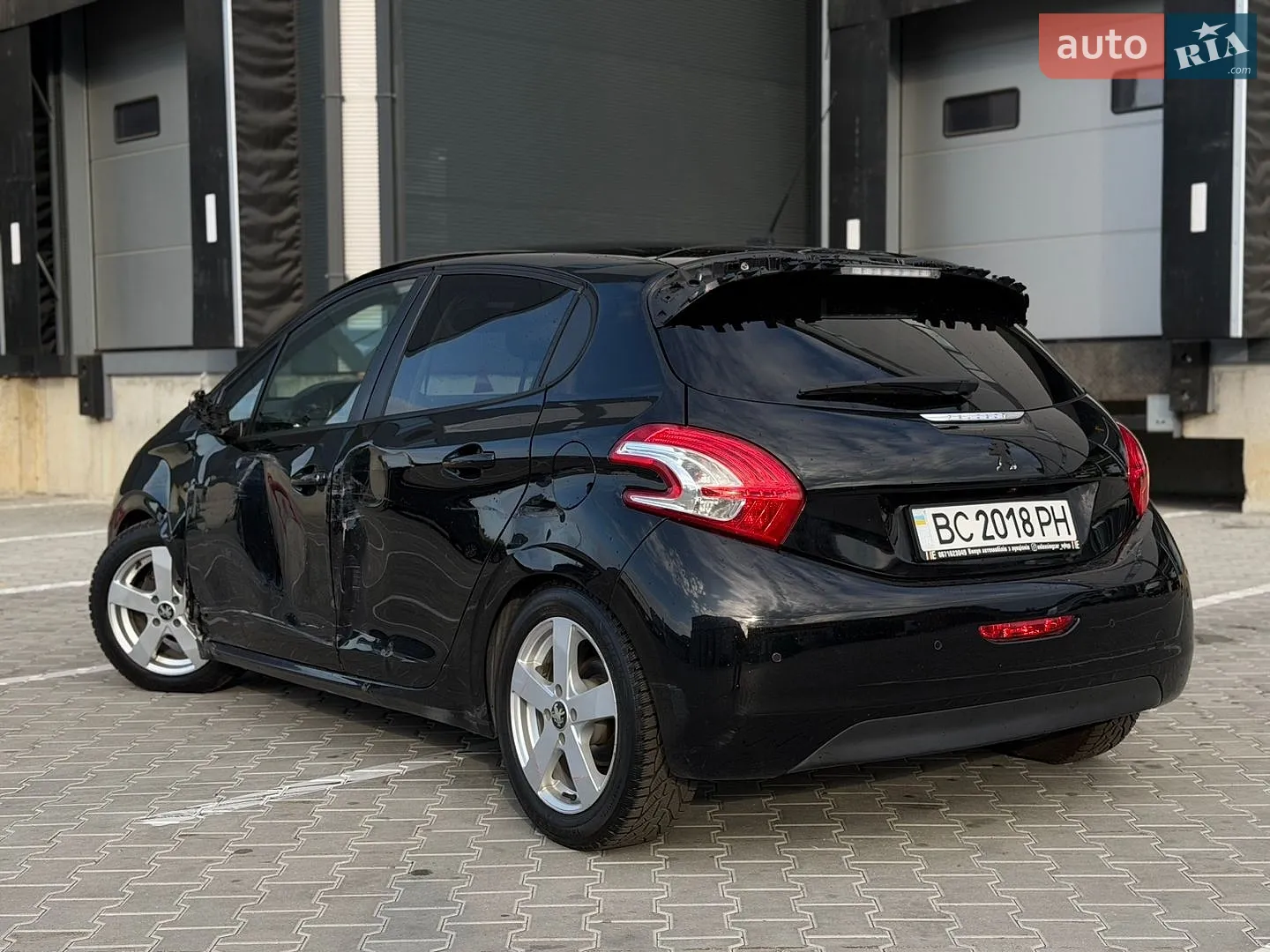 2012 Peugeot 208 - мініатюра 15