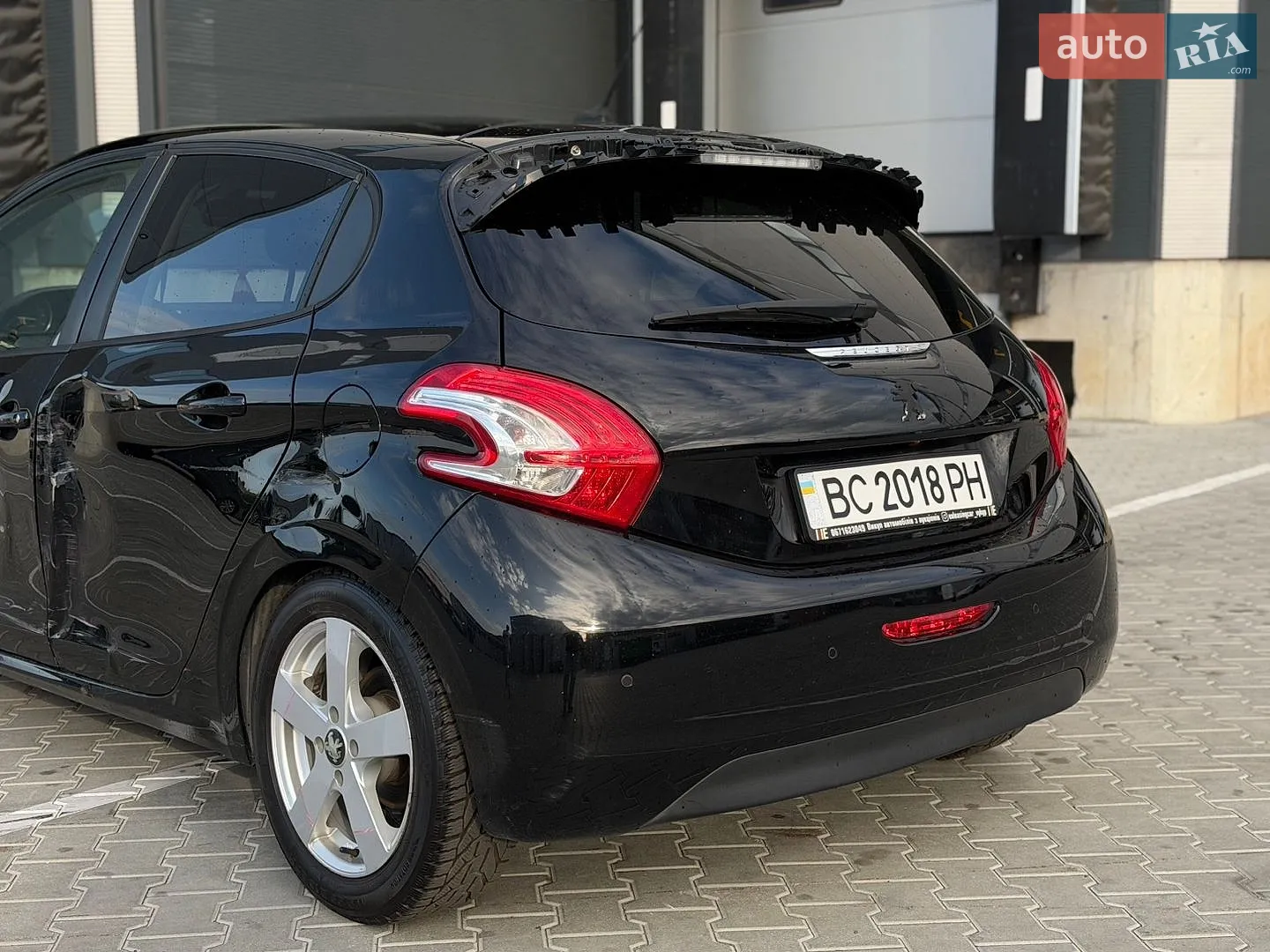 2012 Peugeot 208 - мініатюра 16