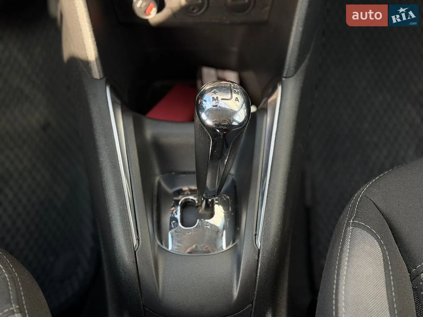 2012 Peugeot 208 - мініатюра 23