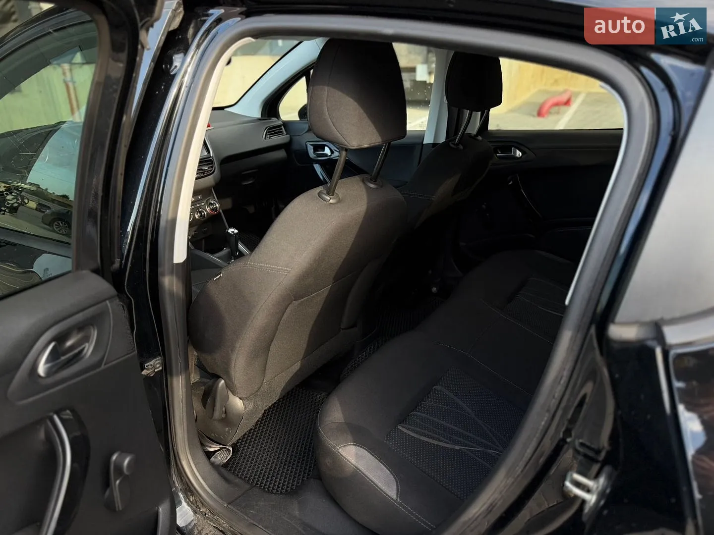 2012 Peugeot 208 - мініатюра 20