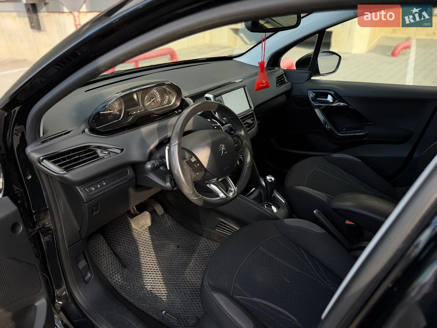 2012 Peugeot 208 - мініатюра 27