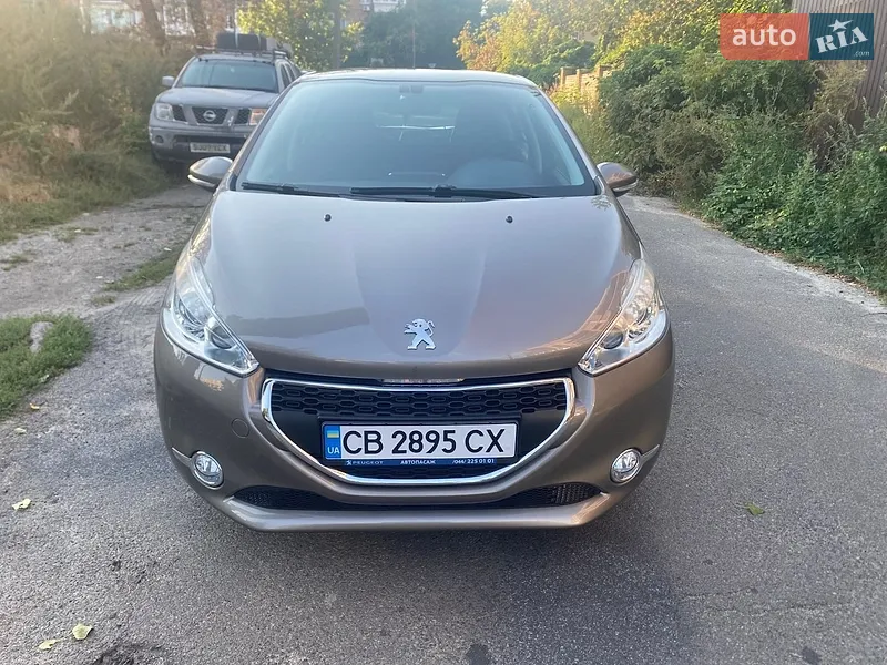 Peugeot 208 2013