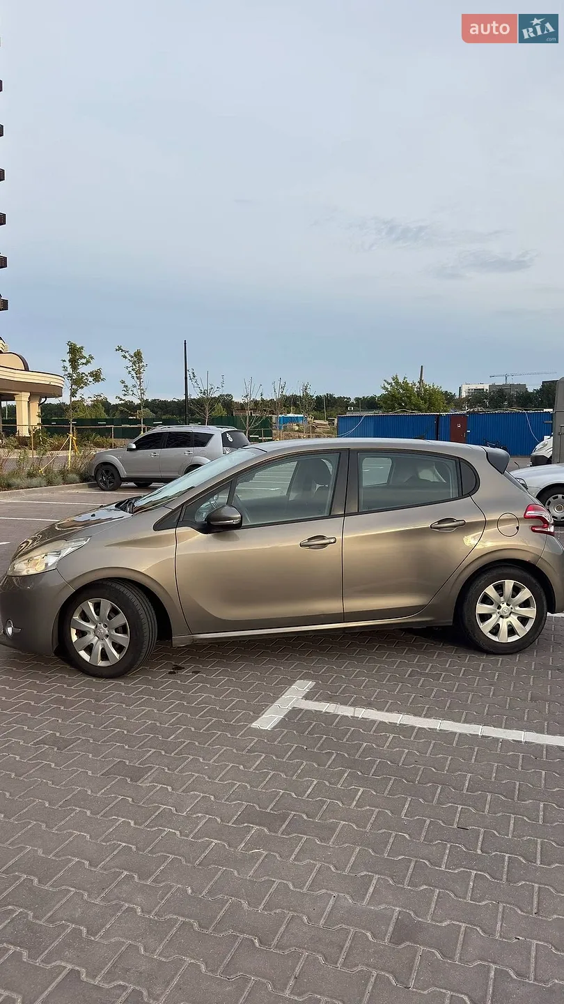 2012 Peugeot 208 - мініатюра 4