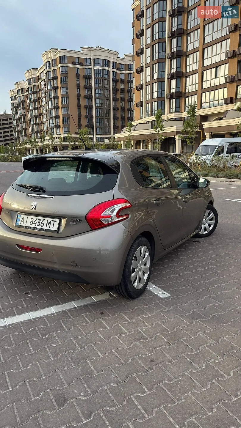 2012 Peugeot 208 - мініатюра 8