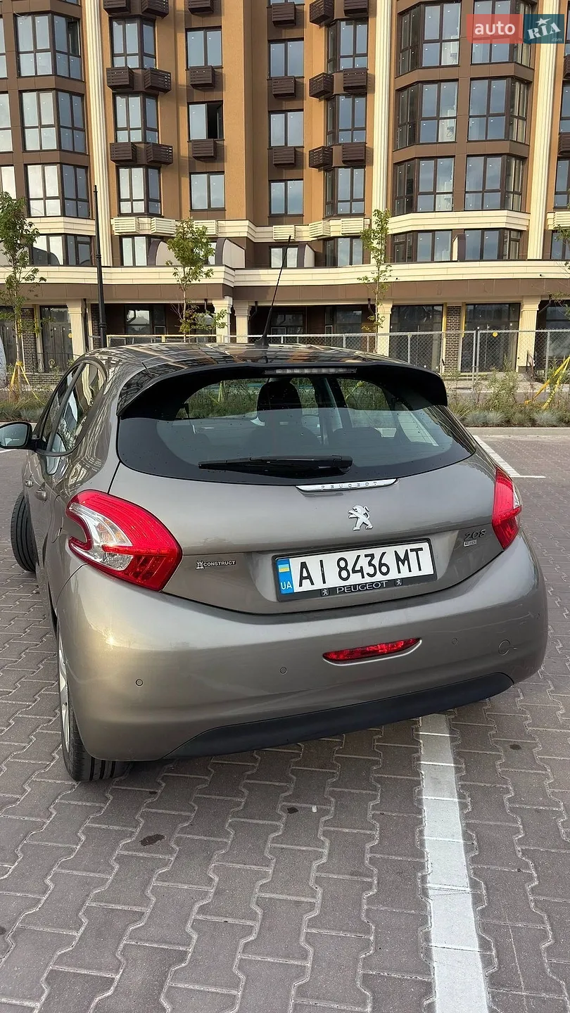 2012 Peugeot 208 - мініатюра 9