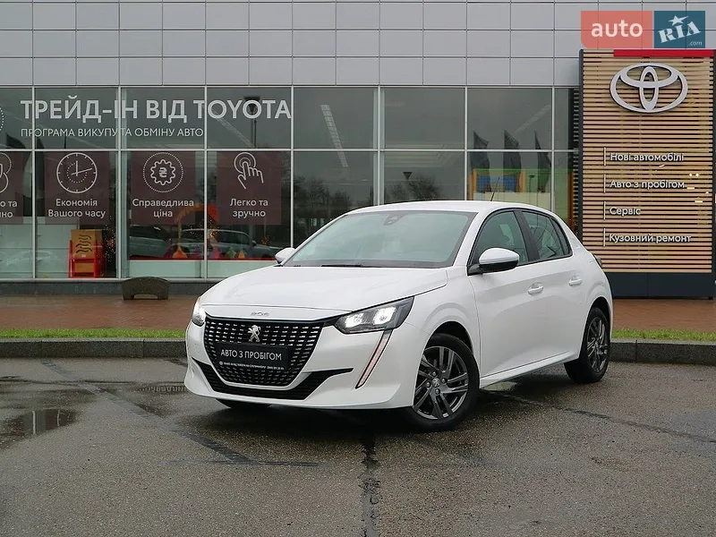 Peugeot 208